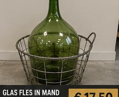 Glazen fles in mand, koopje vintage | Er Was Eens Kringloop Almelo
